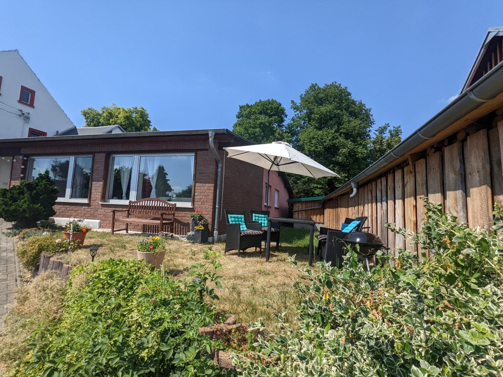 Апартаменты W4 - Urlaubsmagie- Pool, Terrasse, Barbecue Lichtenhain  Экстерьер фото
